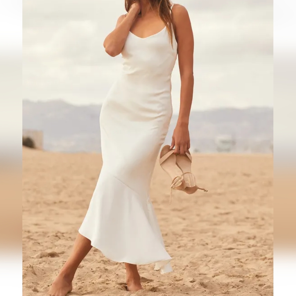 Lulu's WHITE SATIN ASYMMETRICAL Midi Dress Size Small